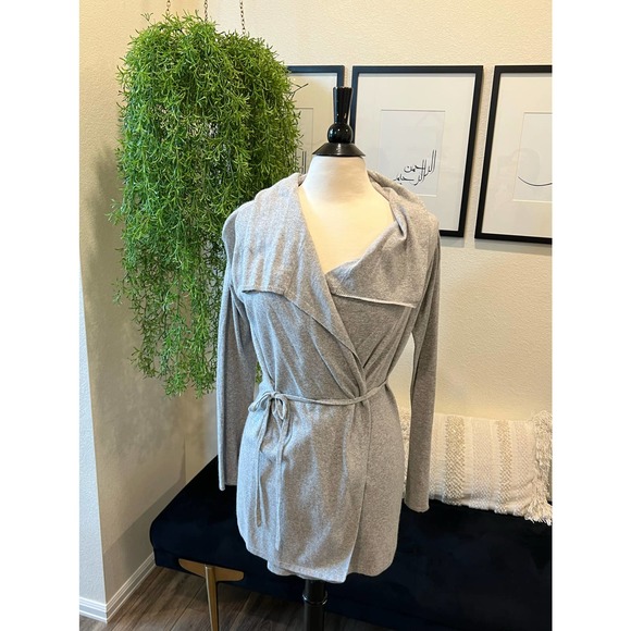 BCBG Maxazria Cashmere Sweater - Picture 1 of 10